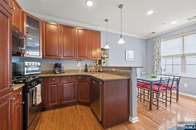 177 Winchester Court 262, Clifton, NJ 07013