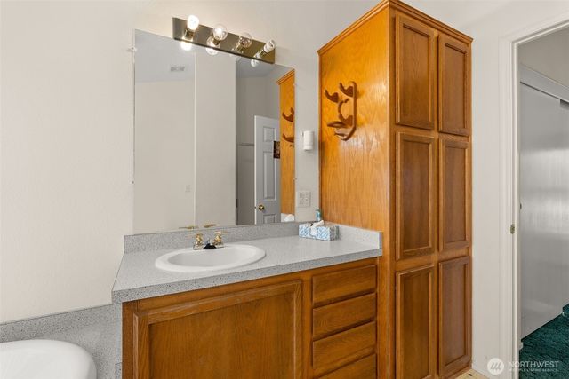 1116 Second Street W, South Bend, WA 98586