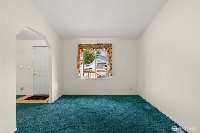1116 Second Street W, South Bend, WA 98586