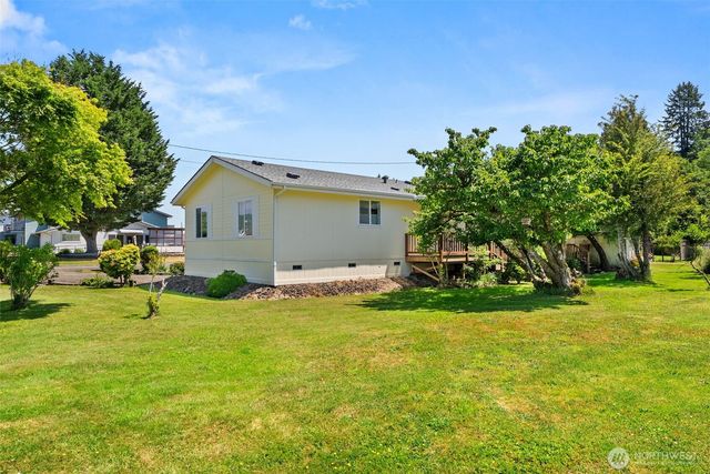 1116 Second Street W, South Bend, WA 98586