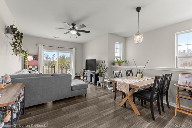 9781 Ridge Run Street 70, Hartland Township, MI 48855