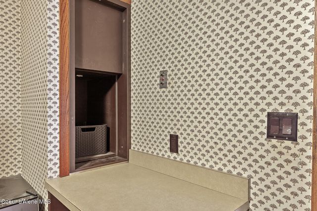 21160 N CIRCLE RD, Rathdrum, ID 83858