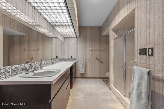 21160 N CIRCLE RD, Rathdrum, ID 83858