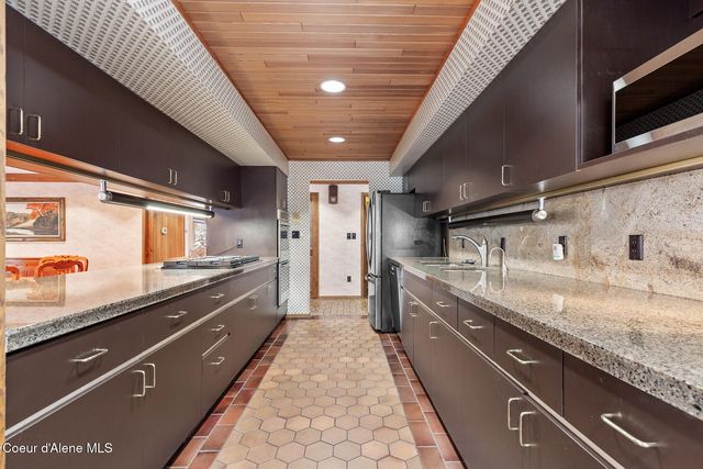 21160 N CIRCLE RD, Rathdrum, ID 83858