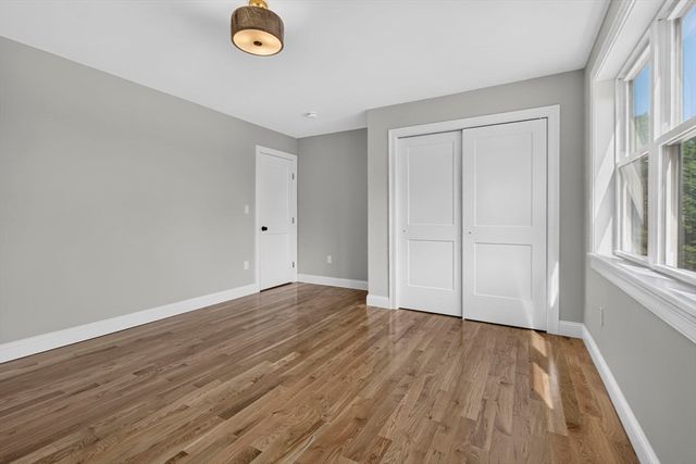 27 Rollins B, Groveland, MA 01834