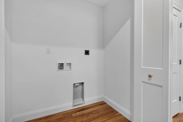 27 Rollins B, Groveland, MA 01834
