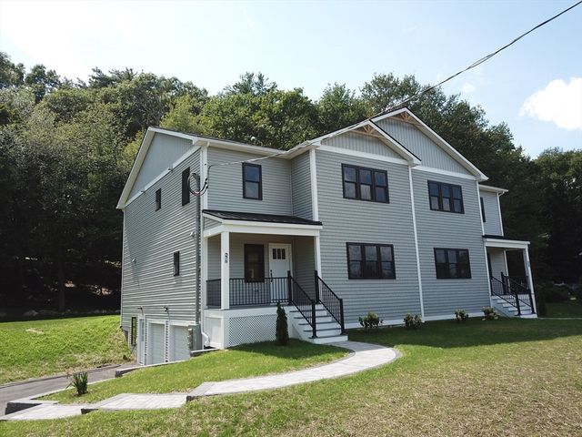 27 Rollins B, Groveland, MA 01834