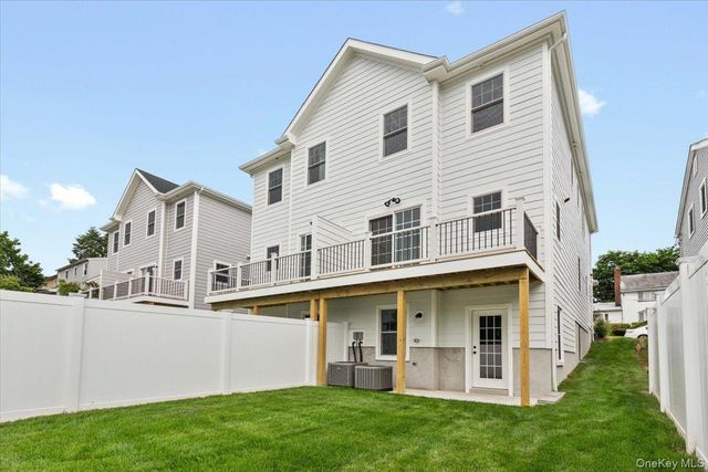 109 Park Avenue, West Harrison, NY 10604