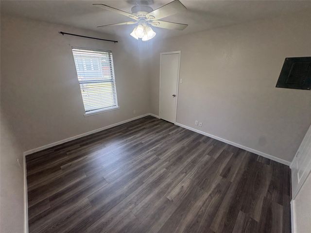 904 N Austin Street, Denton, TX 76201