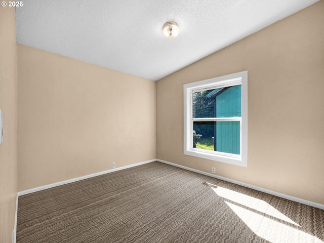 44176 HIGHWAY 30, Astoria, OR 97103