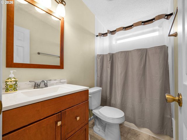 44176 HIGHWAY 30, Astoria, OR 97103