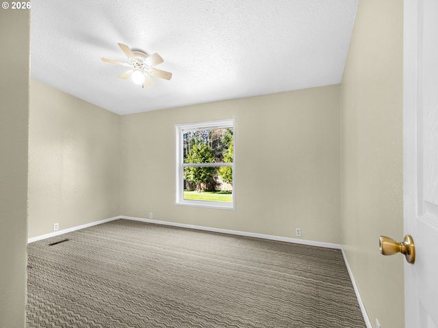 44176 HIGHWAY 30, Astoria, OR 97103