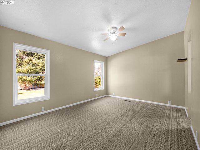 44176 HIGHWAY 30, Astoria, OR 97103