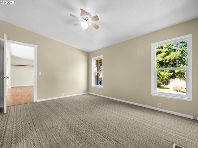 44176 HIGHWAY 30, Astoria, OR 97103