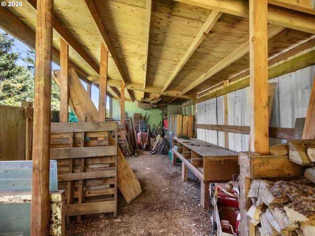 44176 HIGHWAY 30, Astoria, OR 97103