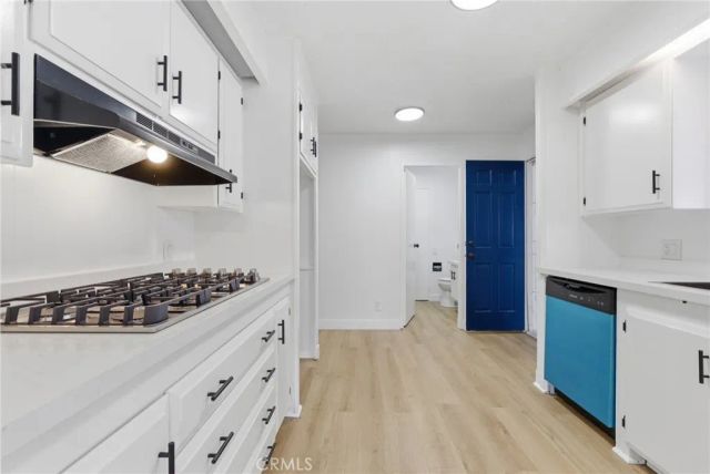 141 E Coronado, Tustin, CA 92780