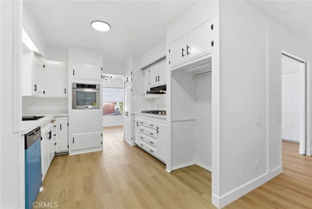 141 E Coronado, Tustin, CA 92780