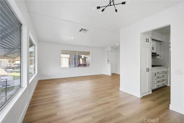 141 E Coronado, Tustin, CA 92780