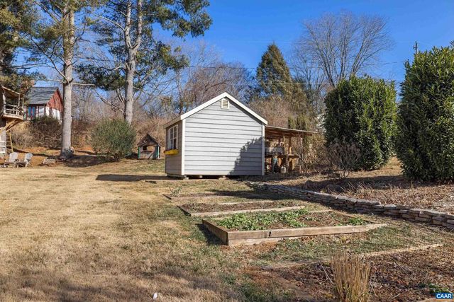 262 VILLAGE DR, Madison, VA 22727