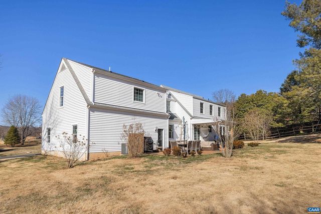 262 VILLAGE DR, Madison, VA 22727