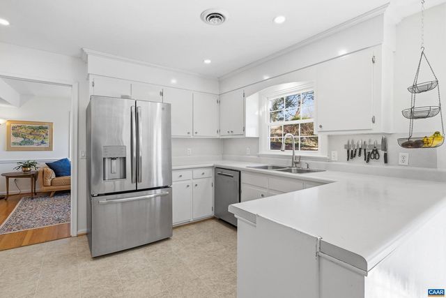 262 VILLAGE DR, Madison, VA 22727