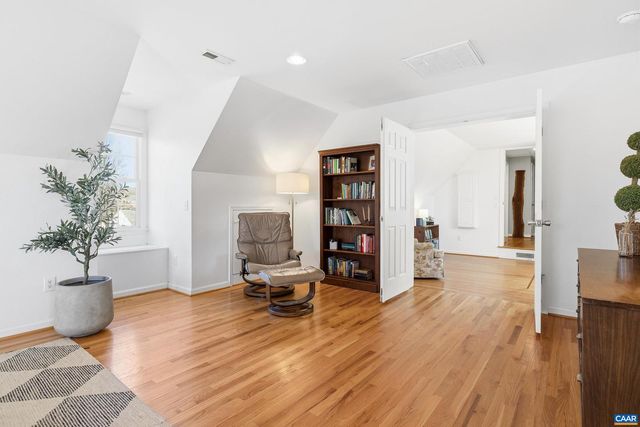 262 VILLAGE DR, Madison, VA 22727