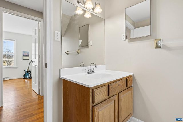 262 VILLAGE DR, Madison, VA 22727