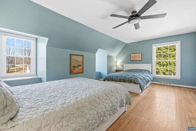 262 VILLAGE DR, Madison, VA 22727