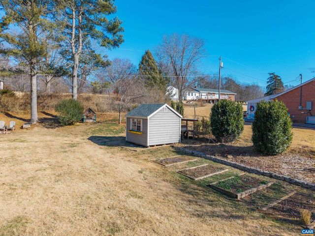 262 VILLAGE DR, Madison, VA 22727