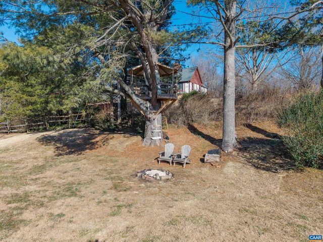 262 VILLAGE DR, Madison, VA 22727