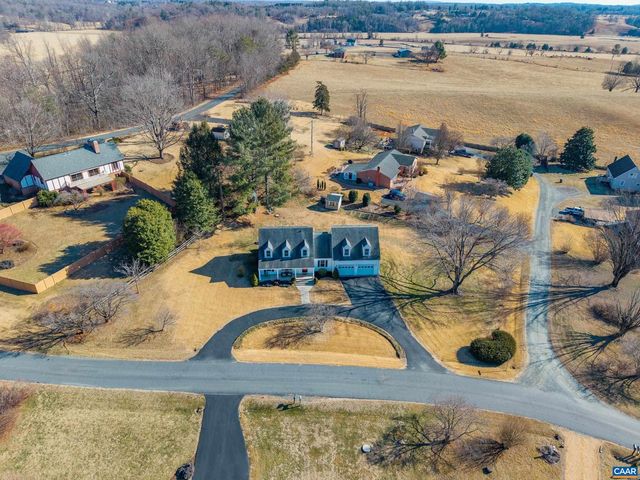 262 VILLAGE DR, Madison, VA 22727