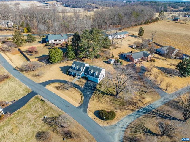 262 VILLAGE DR, Madison, VA 22727