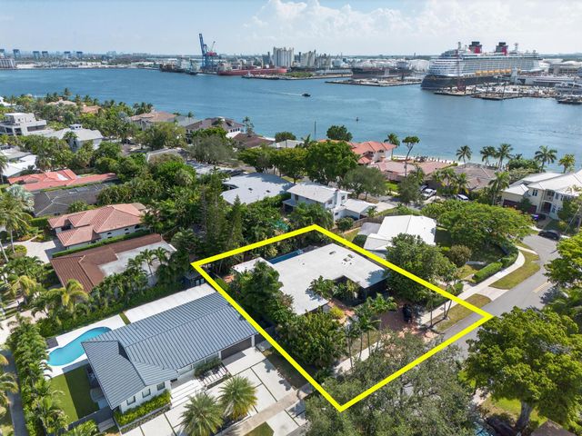 2112 Manatee Drive, Fort Lauderdale, FL 33316