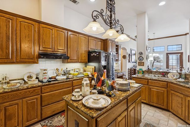 5923 Windy Cove, Windcrest, TX 78239