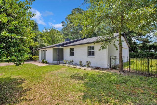 6541 Green Meadow Road, Fayetteville, NC 28304
