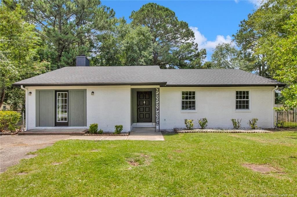 6541 Green Meadow Road, Fayetteville, NC 28304