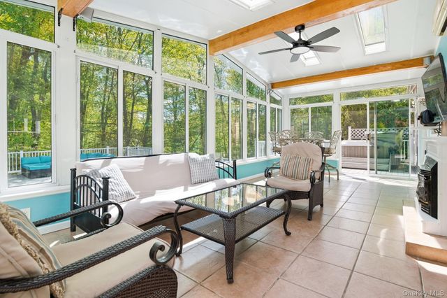 28 Sassinoro Drive, Putnam Valley, NY 10579