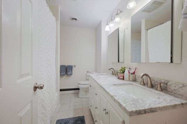 26B Plesant St B, Wellesley, MA 02482