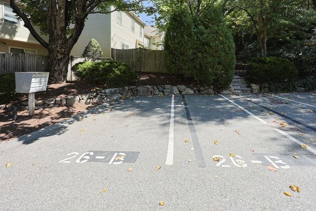 26B Plesant St B, Wellesley, MA 02482