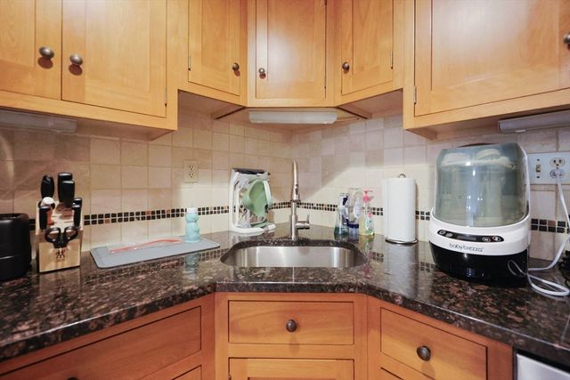 26B Plesant St B, Wellesley, MA 02482