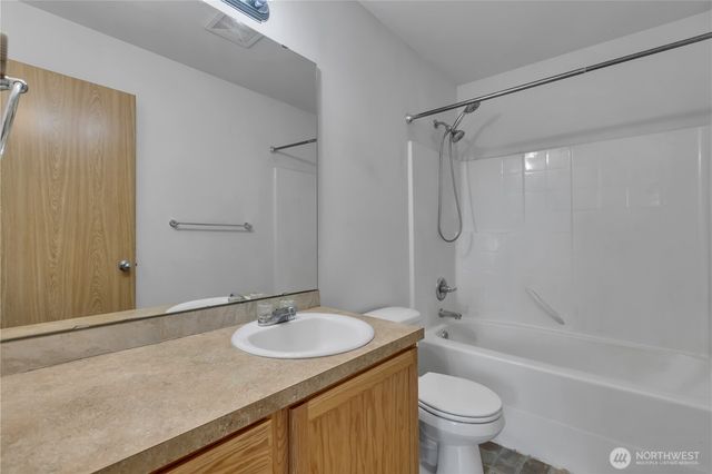 10401 197th Street Ct E, Graham, WA 98338