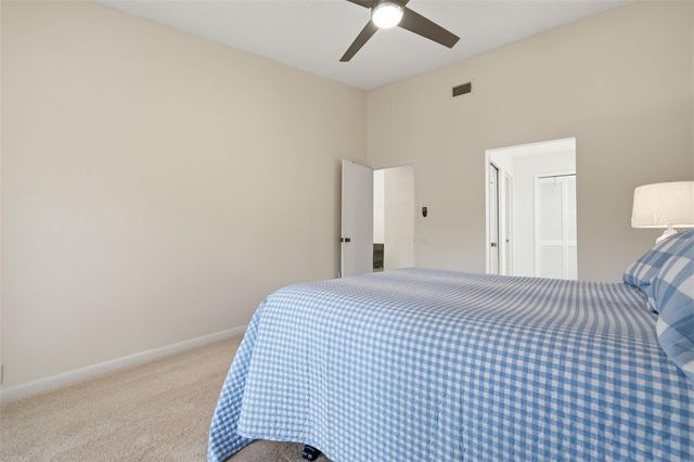50 PELICAN PLACE 50, Clearwater, FL 33756