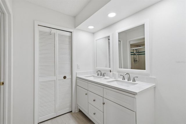 50 PELICAN PLACE 50, Clearwater, FL 33756