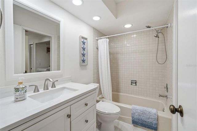 50 PELICAN PLACE 50, Clearwater, FL 33756
