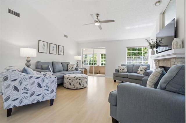 50 PELICAN PLACE 50, Clearwater, FL 33756