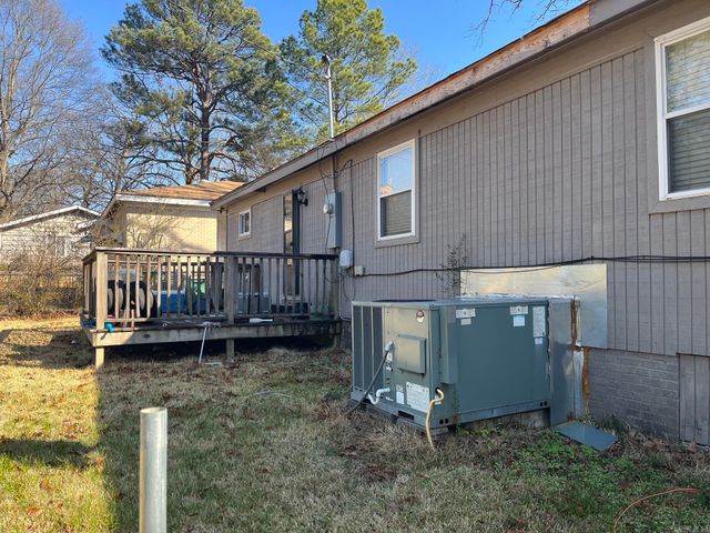 8 Centenary Drive, Little Rock, AR 72204