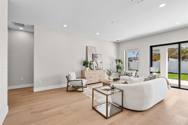 1326 W NEW HAMPSHIRE STREET, Orlando, FL 32804