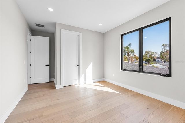 1326 W NEW HAMPSHIRE STREET, Orlando, FL 32804