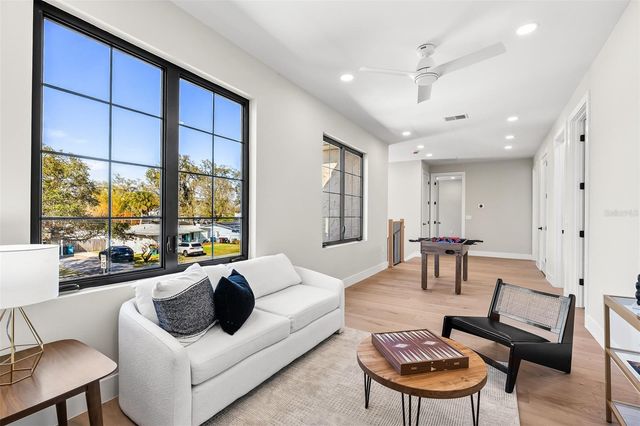 1326 W NEW HAMPSHIRE STREET, Orlando, FL 32804