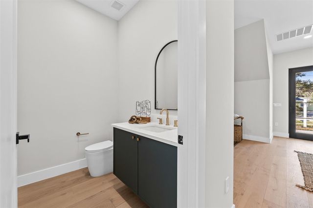 1326 W NEW HAMPSHIRE STREET, Orlando, FL 32804